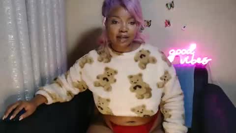 nudeberries515 online show from 11.26.25