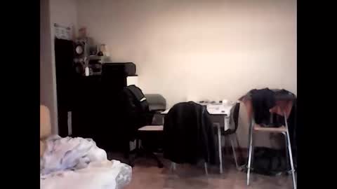 Snapshot of nudista79 chatting on 10.22.25 nudista online show from 10.22.25