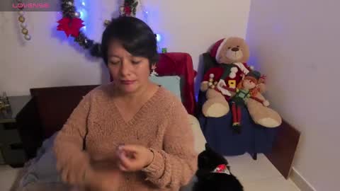 nuit_rose online show from 12.27.24