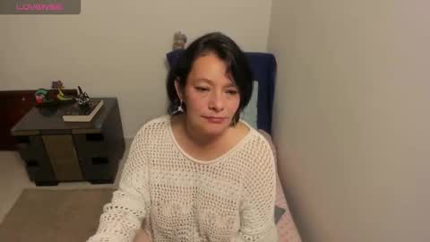 nuit_rose online show from 10.18.25