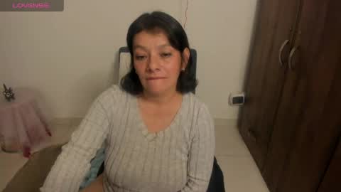 Snapshot of nuit_rose chatting on 04.21.26 nuit_rose online show from 04.21.26