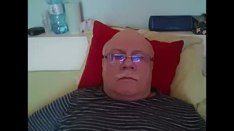 nukiss online show from 09.20.25