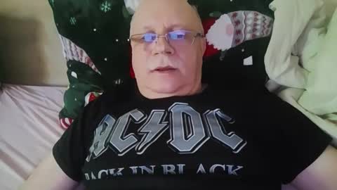 nukiss online show from 04.16.26