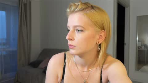 Snapshot of nura_foxx chatting on 07.12.26 nura_foxx online show from 07.12.26