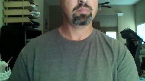 nvrenuff1979 online show from 11.16.25