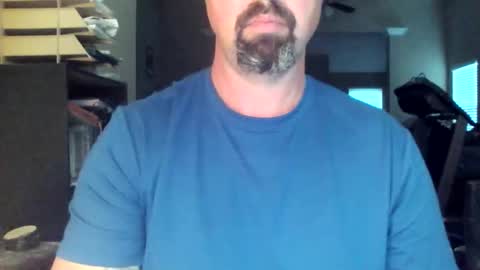 nvrenuff1979 online show from 04.03.26