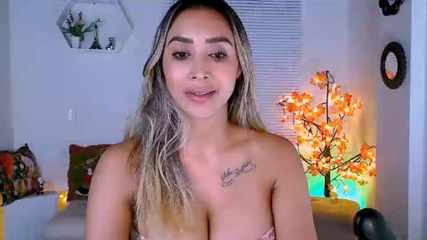 Nycole online show from 12.19.24