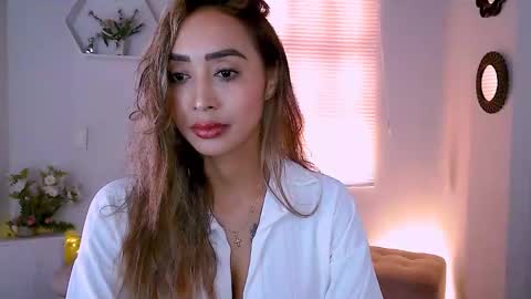 Nycole online show from 02.01.25