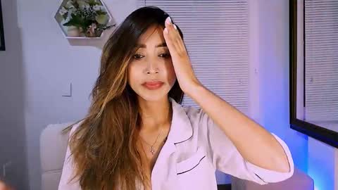 Nycole online show from 03.22.26