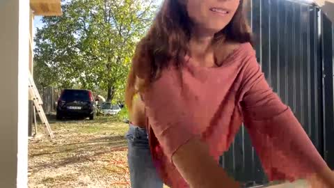 Snapshot of nyconik chatting on 09.26.25 Nicol online show from 09.26.25