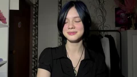Snapshot of nydiamanke chatting on 05.13.26 Minnie online show from 05.13.26