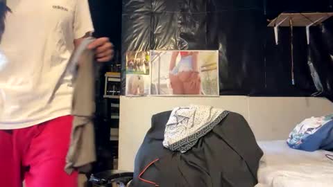 nygal23 online show from 03.24.26