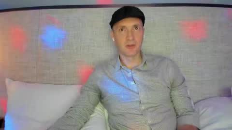 Snapshot of nyhudsonvalleyfun chatting on 01.11.26 HudsonValleyNYfun online show from 01.11.26