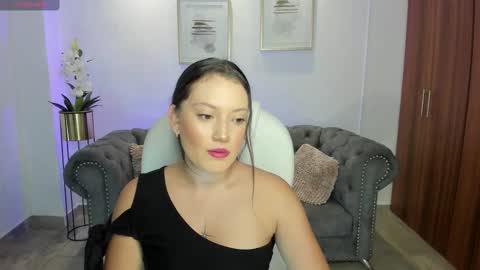 nylaa_rose online show from 10.02.25