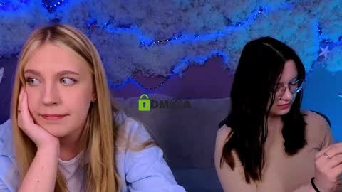 Snapshot of nymiraa chatting on 05.16.26 Mira online show from 05.16.26