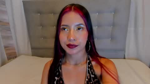Snapshot of nymphomania9599 chatting on 04.21.26 xionela gates online show from 04.21.26