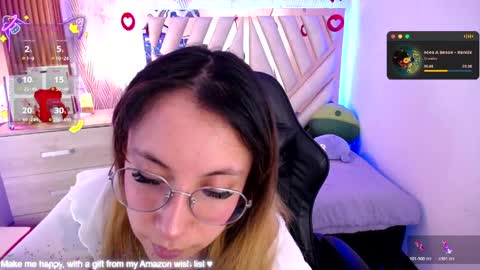 Snapshot of nyx_andria chatting on 05.14.26 Alex . online show from 05.14.26