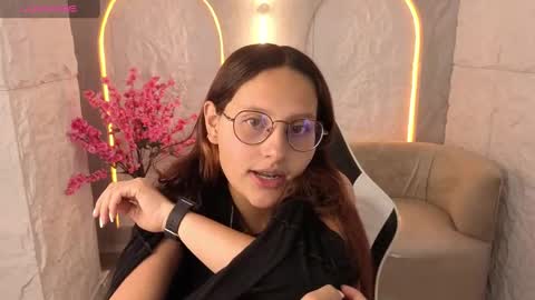 Online 800 to 1400 online show from 10.20.25