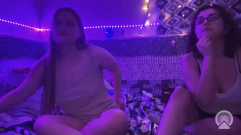 Snapshot of nyxcharondarkroom chatting on 01.11.26 Nyx and Charon online show from 01.11.26