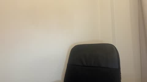Snapshot of nyxelia_ chatting on 06.18.26 Anastasia online show from 06.18.26
