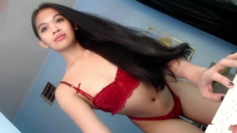 Snapshot of nyxie_fox69 chatting on 07.16.26 ITS ME NYXIEE online show from 07.16.26
