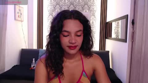 Snapshot of nyxx_velariia chatting on 04.13.26 Nyxx vala online show from 04.13.26