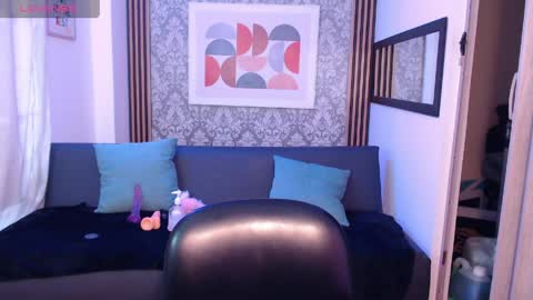 Snapshot of nyxx_velariia chatting on 04.17.26 Nyxx vala online show from 04.17.26