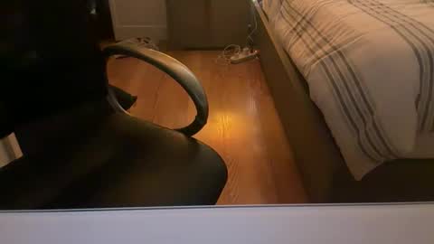 Snapshot of obiwand653040 chatting on 10.23.25 obiwand653040 online show from 10.23.25