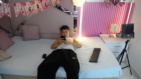 Snapshot of oblivionlove chatting on 02.23.26 oblivionlove online show from 02.23.26