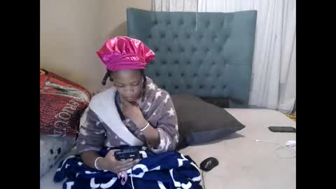 Snapshot of obsessedmimi chatting on 05.24.26 obsessedmimi online show from 05.24.26