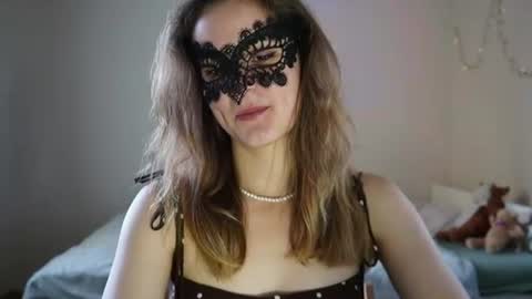 Snapshot of obsessionx_eve chatting on 06.17.26 obsessionx_eve online show from 06.17.26