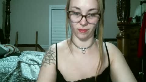 Snapshot of occultickitty chatting on 03.17.26 OcculticKitty online show from 03.17.26
