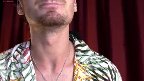 Snapshot of oceanheat chatting on 10.23.25 OceanHeart online show from 10.23.25