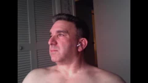 Snapshot of oceanmanx chatting on 02.08.26 Ocean online show from 02.08.26