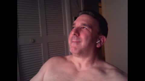 Snapshot of oceanmanx chatting on 02.19.26 Ocean online show from 02.19.26