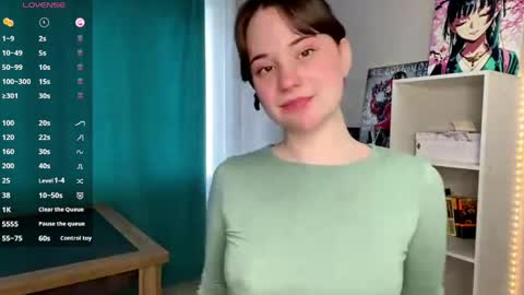 Snapshot of odellabowman chatting on 05.27.26 Night Odella Bowman Julia online show from 05.27.26
