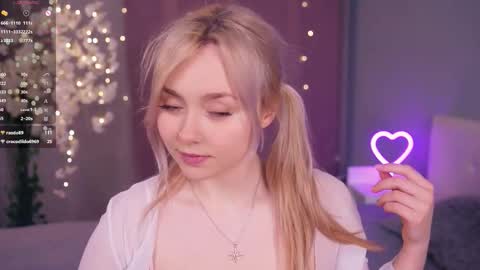 Snapshot of odelynbrower chatting on 02.06.26 Alice online show from 02.06.26