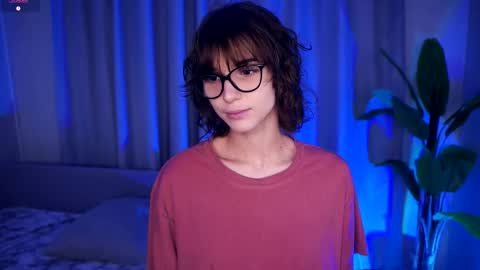 Thea online show from 10.03.25