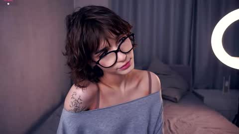 Thea online show from 11.13.25