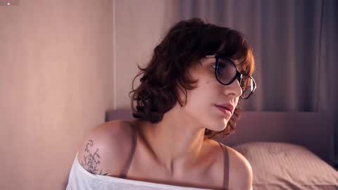 Thea online show from 11.24.25