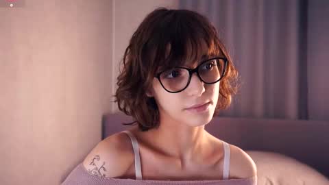 Thea online show from 12.05.25