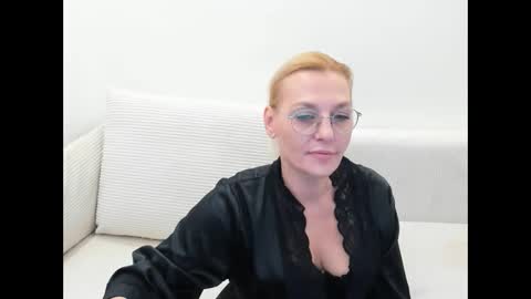 Snapshot of oeigesmik chatting on 04.09.26 oeigesmik online show from 04.09.26