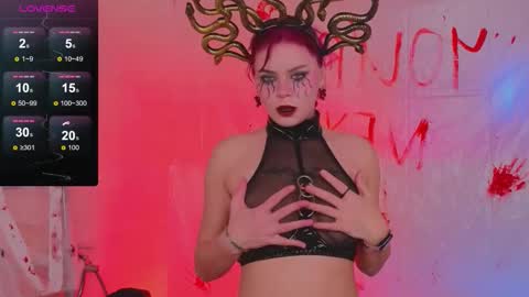 Ofelia 3 online show from 10.17.25