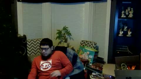 Snapshot of oflores77 chatting on 01.08.26 oscar flores online show from 01.08.26