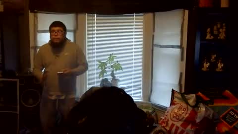 Snapshot of oflores77 chatting on 02.11.26 oscar flores online show from 02.11.26