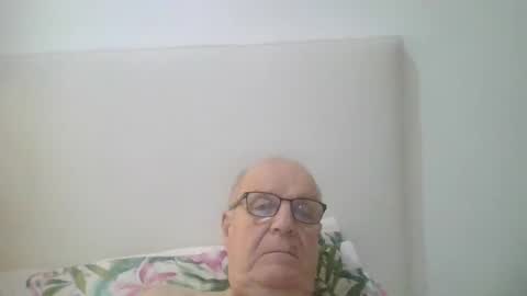 Snapshot of oggi95 chatting on 01.03.25 oggi95 online show from 01.03.25