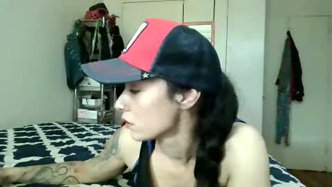 Lit en Cama online show from 01.21.25
