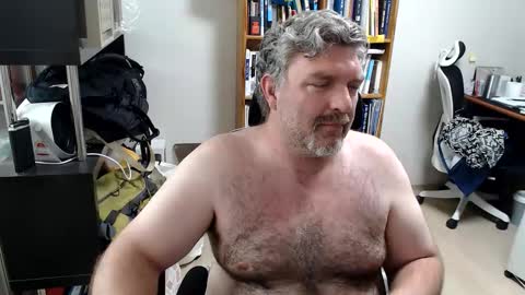 Snapshot of ogre57 chatting on 05.19.26 Woman message me men do not make demands and dont ask for pm only ladies. online show from 05.19.26