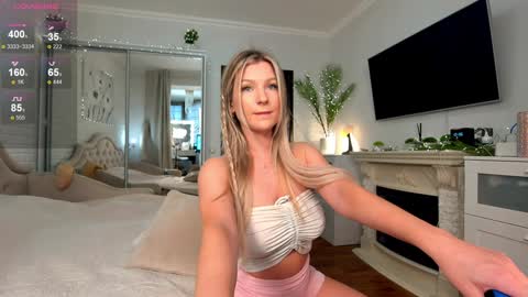 Julie online show from 01.25.25