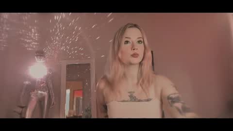 Snapshot of oh_lilith chatting on 06.26.26 your dear Lilith Chapman online show from 06.26.26